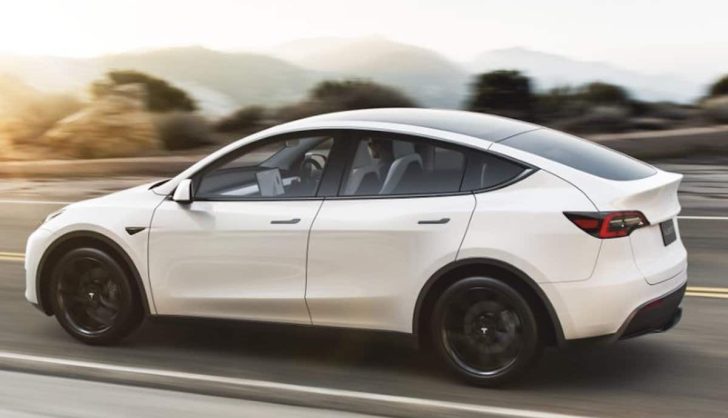 découvrez la livraison du modèle y autonome prévue pour juin. profitez des dernières innovations en matière de conduite autonome et d'électromobilité avec ce véhicule révolutionnaire.