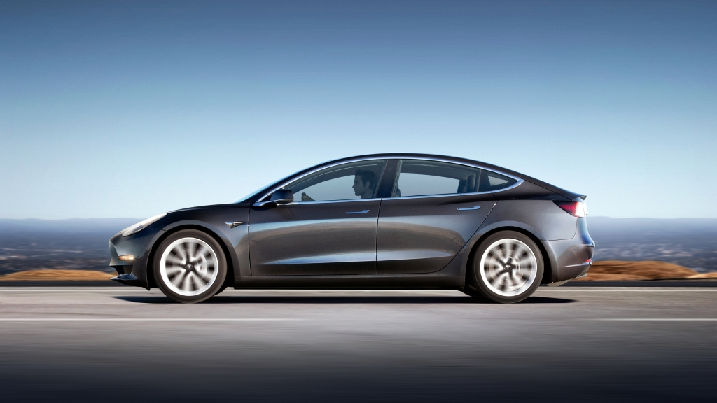 découvrez le renouveau de tesla, une révolution dans le monde de l'automobile électrique. plongez dans les innovations écologiques et technologiques qui redéfinissent la conduite de demain.