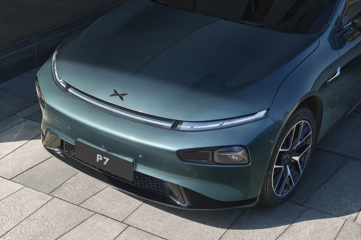 découvrez le nouvel xpeng, un challenger sur le marché des voitures électriques, alliant performance, innovation et durabilité. explorez ses caractéristiques avant-gardistes et son design moderne pour révolutionner votre expérience de conduite.
