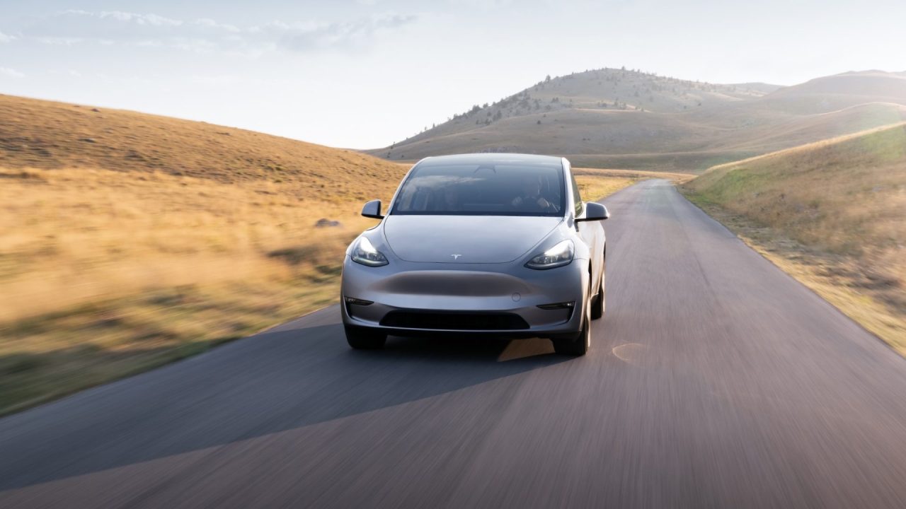 découvrez les jalons clés de tesla, de son innovation dans le domaine des véhicules électriques à ses avancées en matière de technologies durables. plongez dans l'histoire fascinante de cette entreprise révolutionnaire qui redéfinit l'avenir de la mobilité.