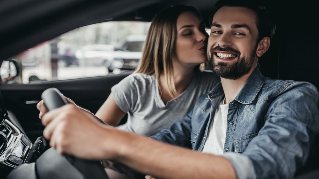 découvrez nos conseils essentiels sur l'assurance auto avant de prendre la route. assurez-vous d'avoir la couverture adéquate pour voyager en toute sérénité. ne partez pas sans vérifier votre assurance, afin de profiter pleinement de votre trajet.