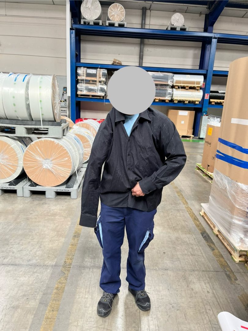 découvrez les défis auxquels fait face un technicien endetté après un accident sans assurance. explorez les options disponibles pour gérer ses dettes et trouver des solutions adaptées à sa situation financière délicate.
