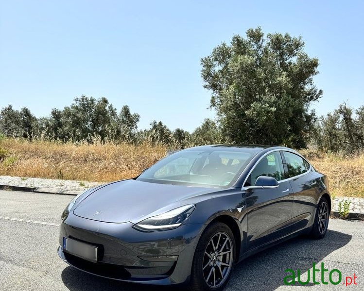 découvrez les derniers développements concernant le contrat de tesla en chine, une collaboration stratégique qui pourrait transformer l'industrie automobile et renforcer la position de tesla sur le marché chinois. explorez les impacts de ce partenariat sur les ventes, la production et l'innovation technologique.