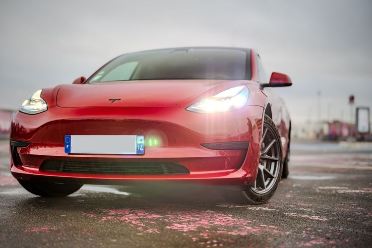 découvrez tesla plongée à laval, votre destination incontournable pour des cours de plongée certifiés, des excursions sous-marines captivantes et des équipements de plongée de qualité. rejoignez-nous pour explorer les merveilles des fonds marins en toute sécurité!