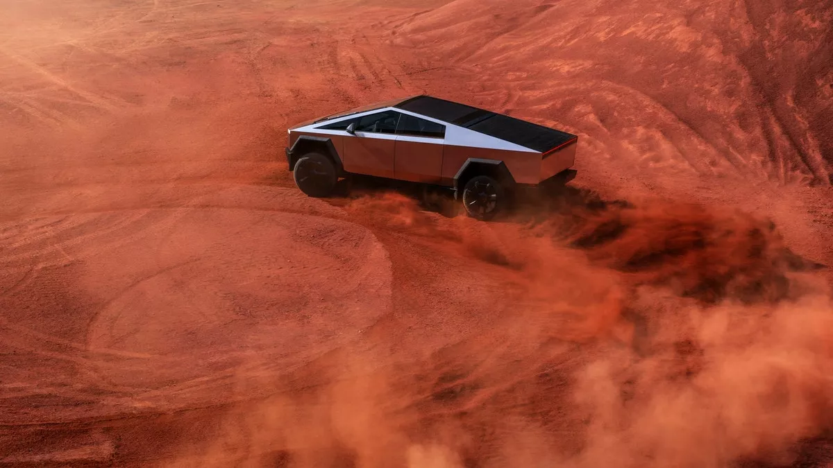 découvrez comment le cybertruck de tesla s'adapte aux besoins de l'armée : robustesse, innovations technologiques et potentiel pour les opérations militaires. analyse des avantages et des utilisations possibles dans le secteur de la défense.