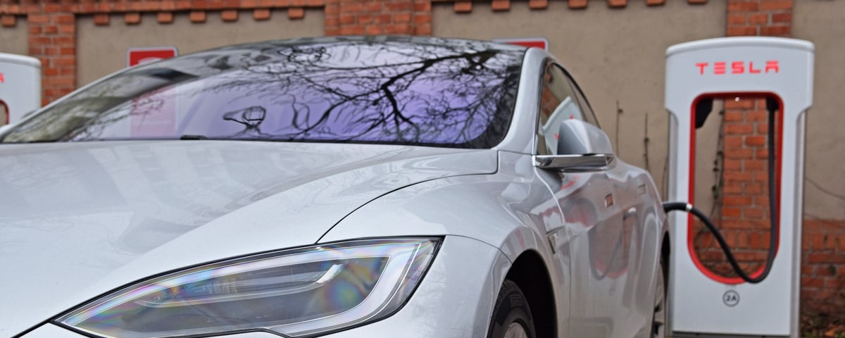 découvrez les stations de recharge tesla à angers pour recharger votre véhicule électrique en toute simplicité. accédez à des points de charge rapides et pratiques pour optimiser vos trajets et profiter pleinement de votre expérience de conduite électrique.