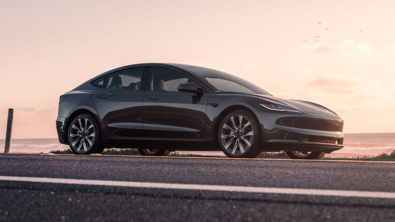 découvrez les dernières améliorations apportées à la tesla model 3 : design modernisé, meilleures performances, autonomie accrue et nouvelles fonctionnalités pour une expérience de conduite innovante.