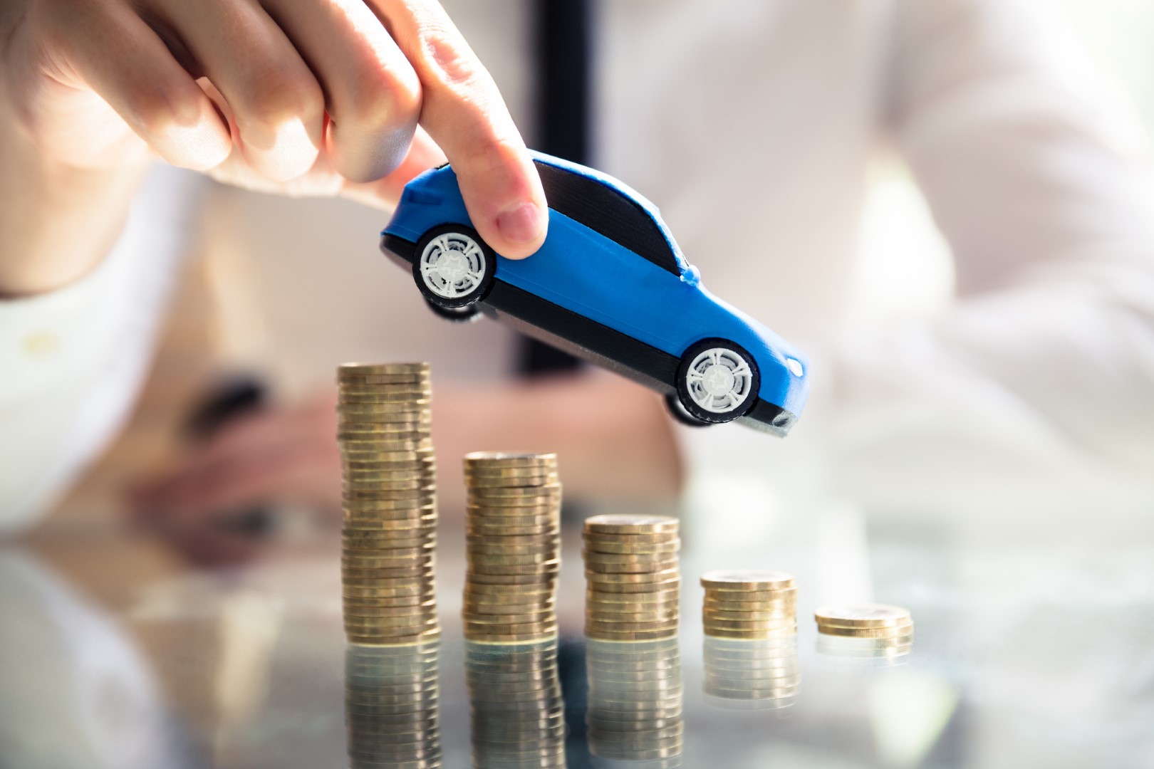 découvrez nos meilleurs conseils et astuces pour réaliser des économies sur votre voiture : entretien, assurance, carburant et achat malin. optimisez votre budget auto facilement !