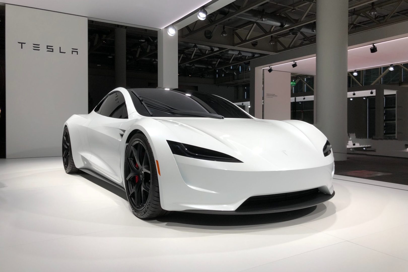découvrez comment tesla révolutionne la conduite autonome avec ses technologies avancées, offrant sécurité, innovation et expérience de conduite inégalée. explorez les dernières actualités et avancées sur les véhicules autonomes tesla.