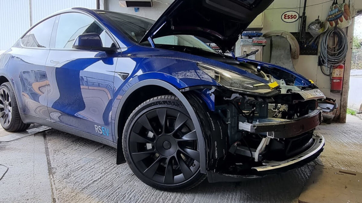 découvrez l'état de la batterie d'une tesla model s après 10 ans d'utilisation, avec des informations sur la dégradation, l'autonomie restante et les conseils pour maximiser la durée de vie.