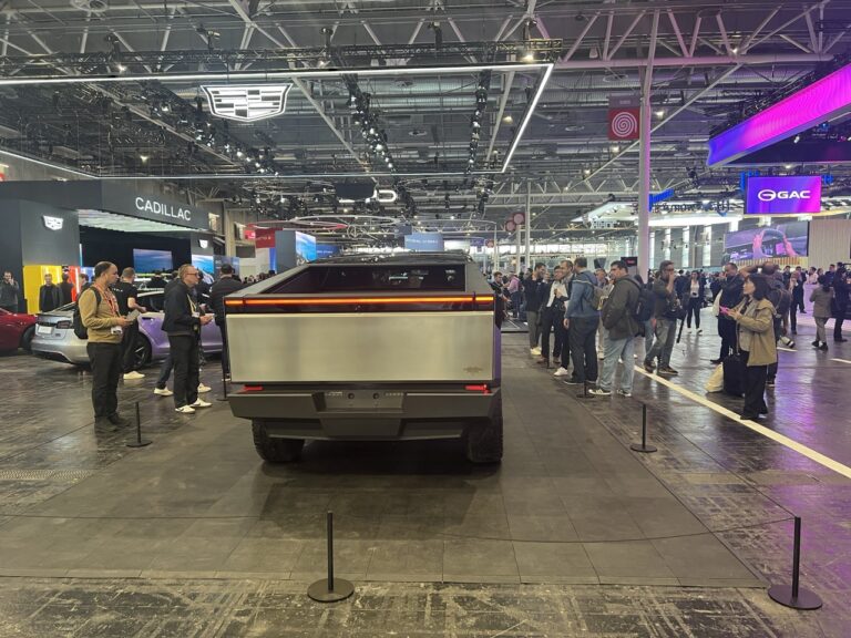 découvrez les nouveautés et innovations majeures de tesla pour 2026, alliant technologie avancée, design futuriste et performances optimisées.