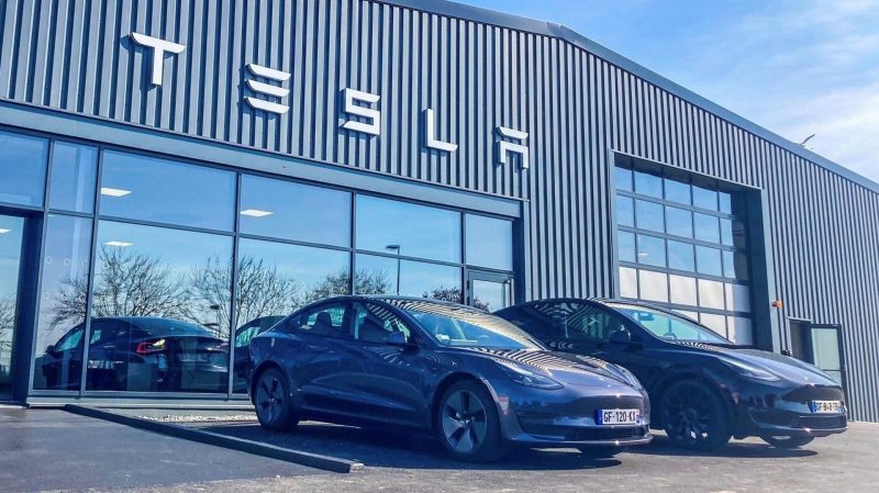 découvrez si tesla est un constructeur automobile traditionnel ou une entreprise révolutionnaire qui redéfinit l'industrie.