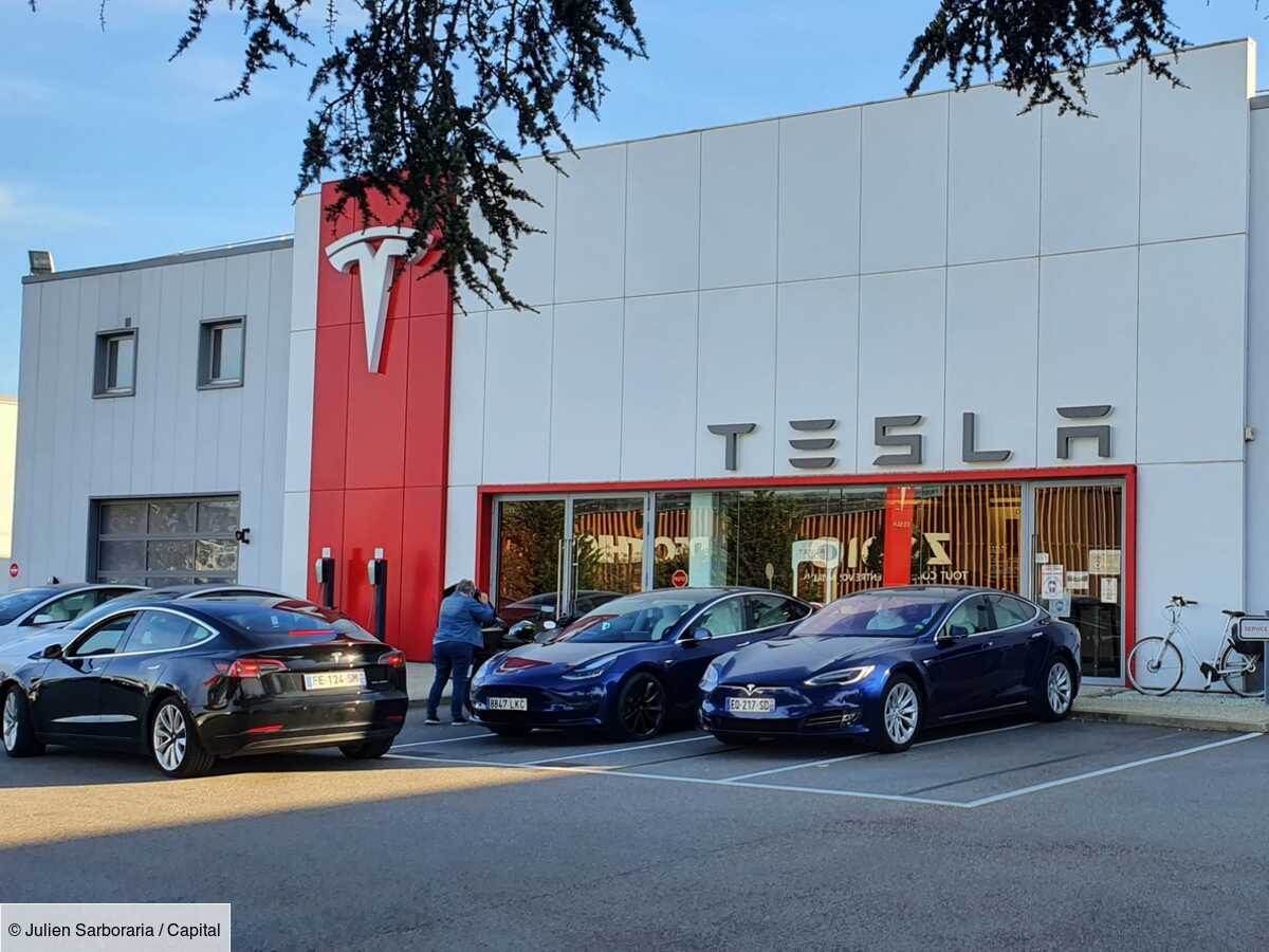 en février, les immatriculations de voitures tesla au danemark ont chuté de 18%, reflétant une tendance marquée dans le marché automobile électrique local.