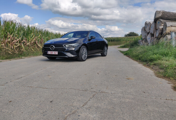 découvrez l'essai de la mercedes cla électrique, une voiture de l'année séduisante alliant design élégant et performance innovante.