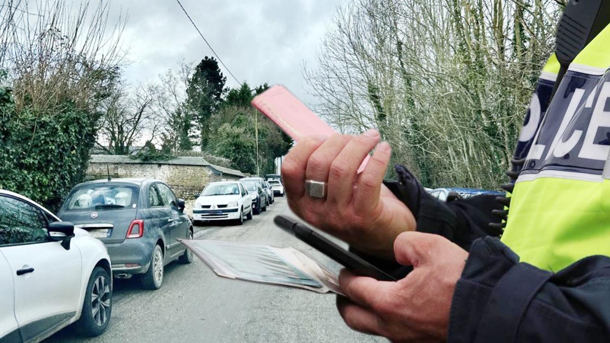 découvrez les conséquences d'une amende de 135 € en cas de conduite sans assurance auto numérique et comment vous prémunir contre cette infraction.