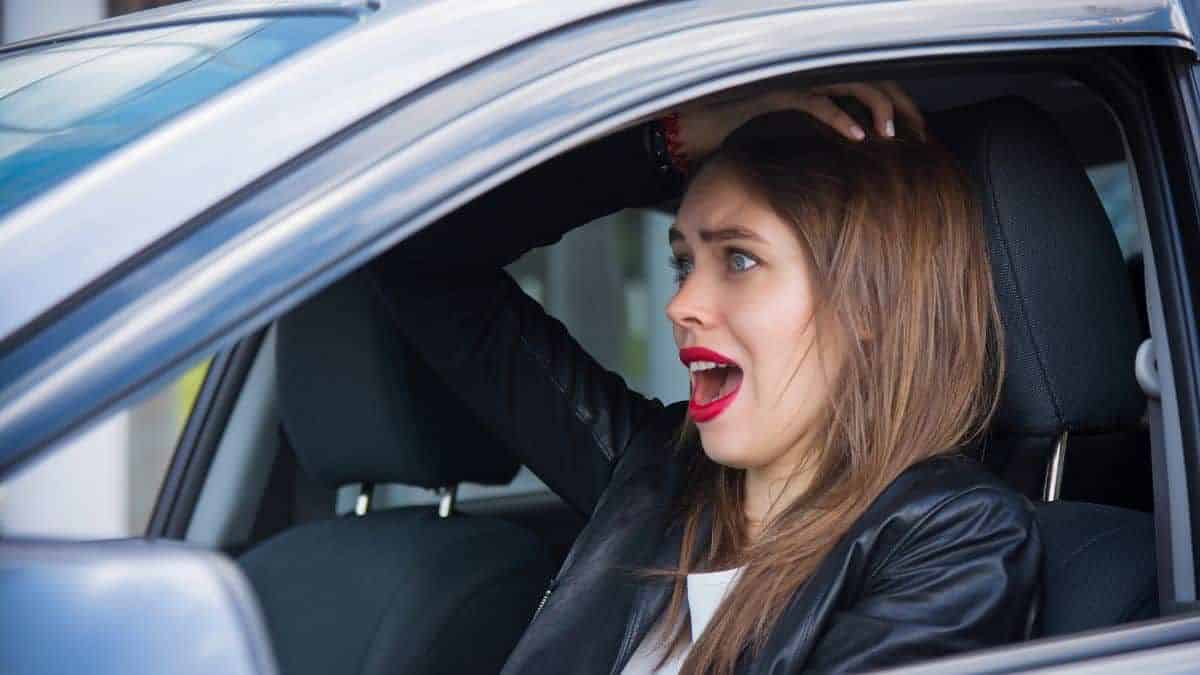 découvrez les conséquences d'une amende de 135 € pour conduite sans assurance auto numérique et comment mieux vous protéger.