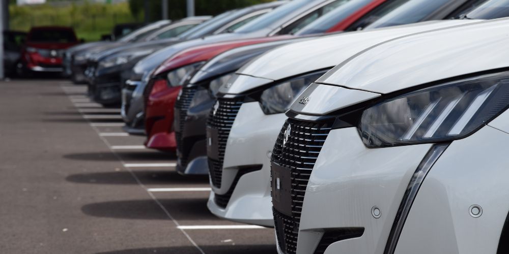 découvrez l'augmentation significative des immatriculations de véhicules tesla en mars, témoignant de la popularité croissante de la marque sur le marché automobile.