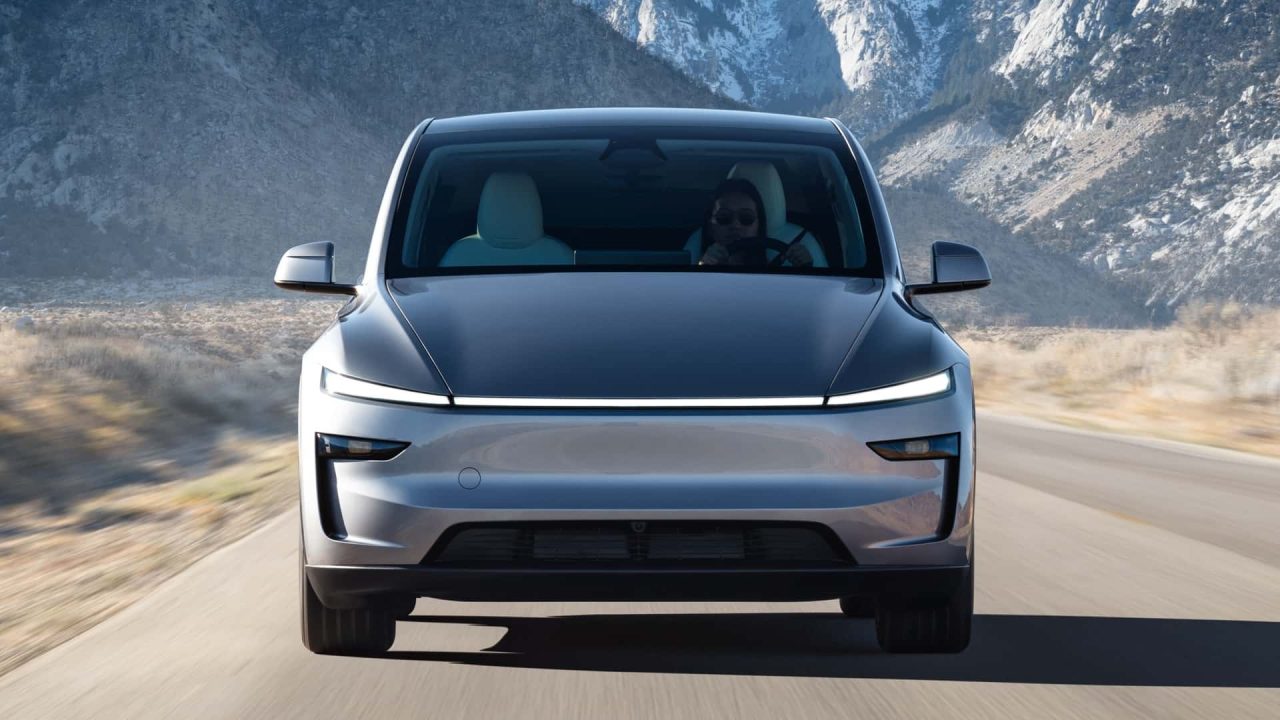 tesla se prépare à lancer un suv électrique abordable, alliant performance, autonomie et design innovant pour rendre la mobilité électrique accessible à tous.
