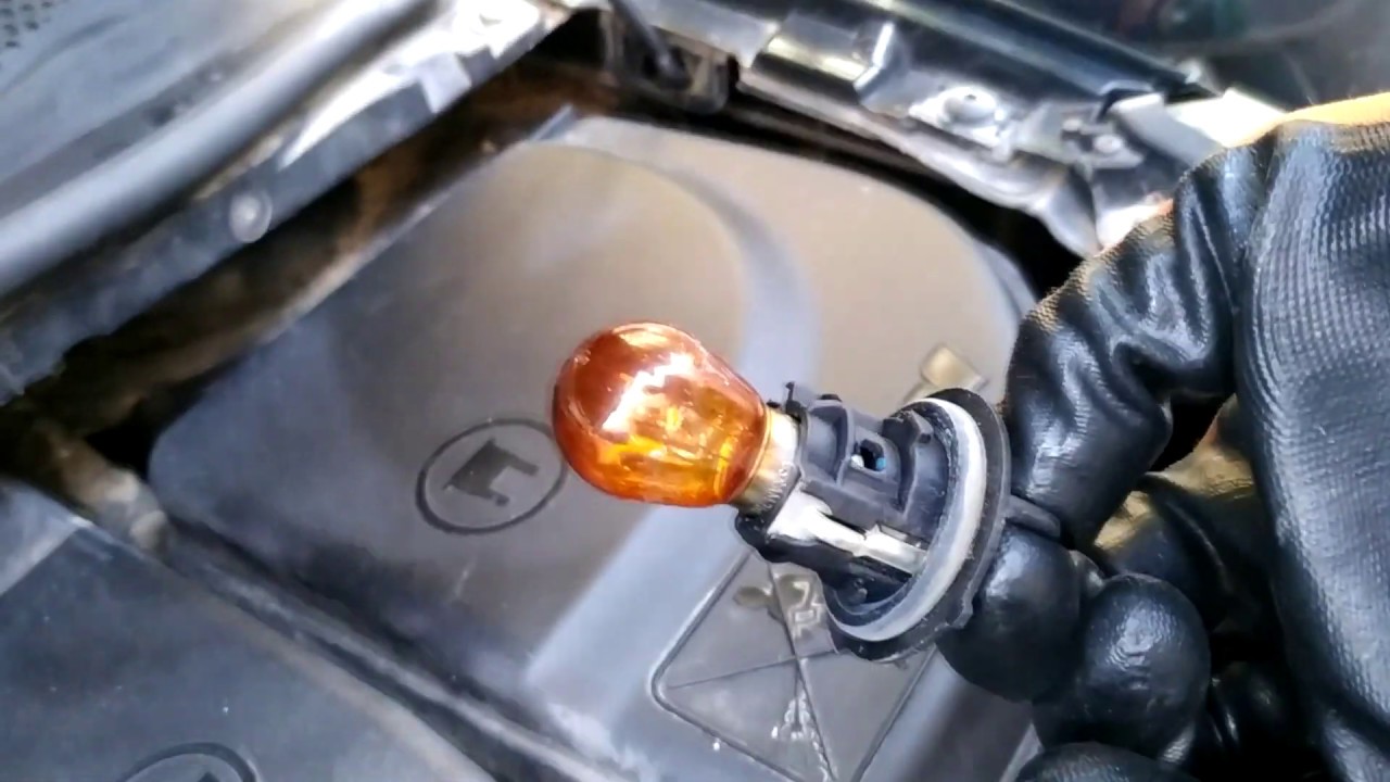 découvrez quelle est la voiture la plus vendue, avec une surprise : ni tesla ni modèle électrique en tête, retour aux valeurs sûres de l'automobile.