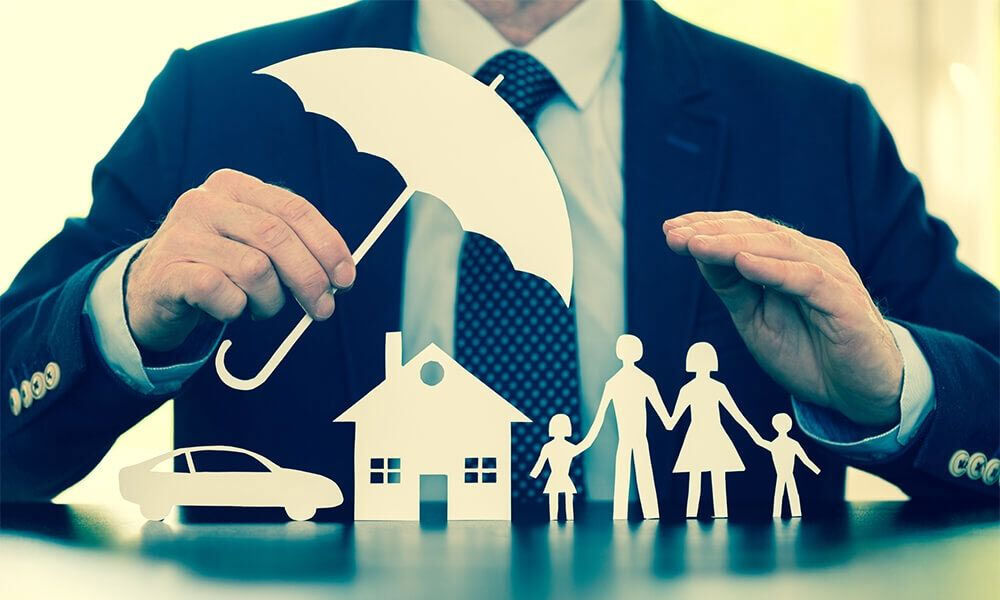 assurance auto : découvrez pourquoi il est essentiel de bien vérifier votre contrat pour être parfaitement couvert et éviter les mauvaises surprises.