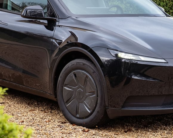 découvrez l'astuce innovante d'elon musk pour augmenter l'autonomie de la tesla model 3 et profiter d'une expérience de conduite optimisée.